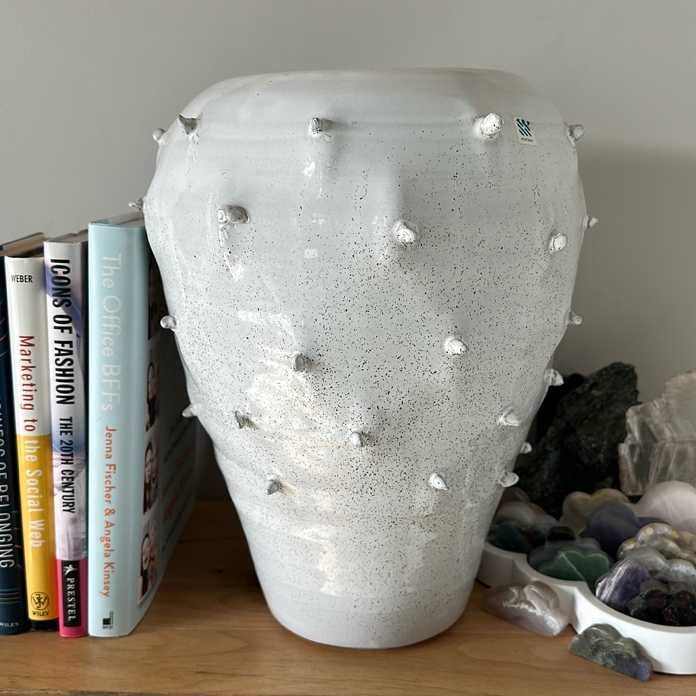 Julian Large Glossy White Ceramic Spoked Vase by Mercana